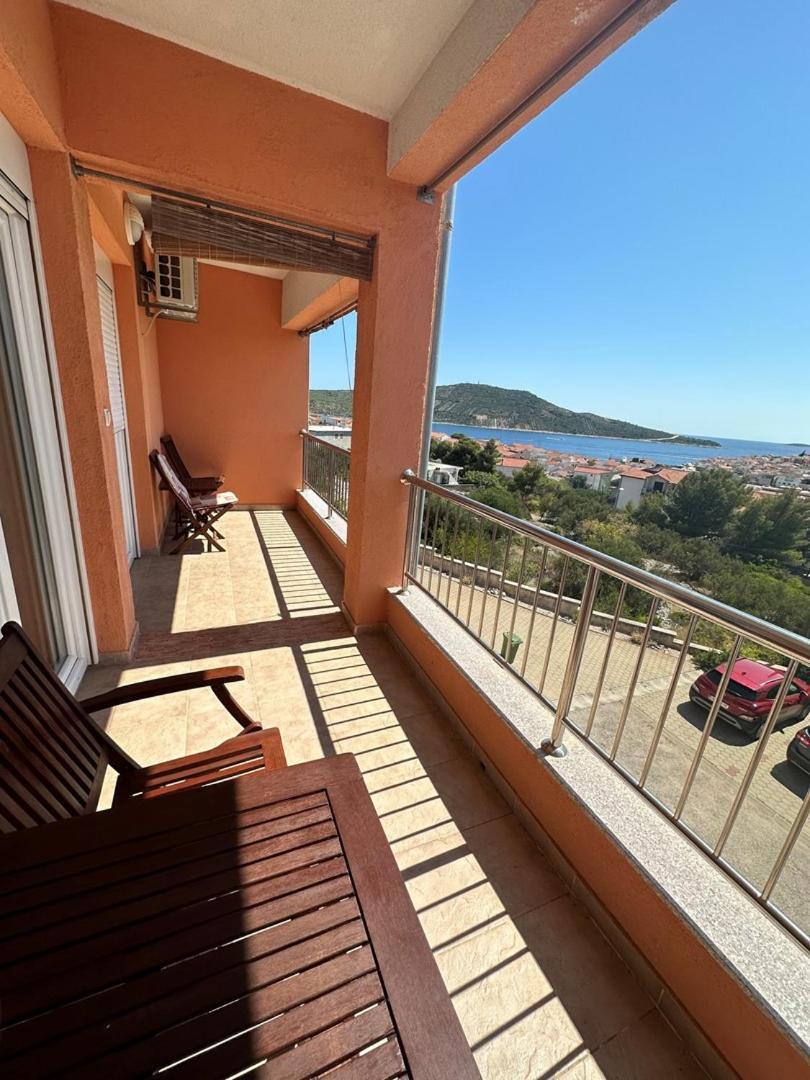 Apartment Visum Primošten Exteriör bild
